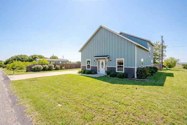 4429 PEPPERTREE RD, GRANBURY, TX 76048 - Image af4320784b1fe02cf19a8d8a09f50a74/305870189
