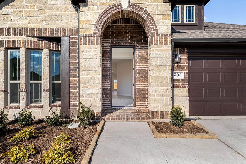 904 Firewood Way