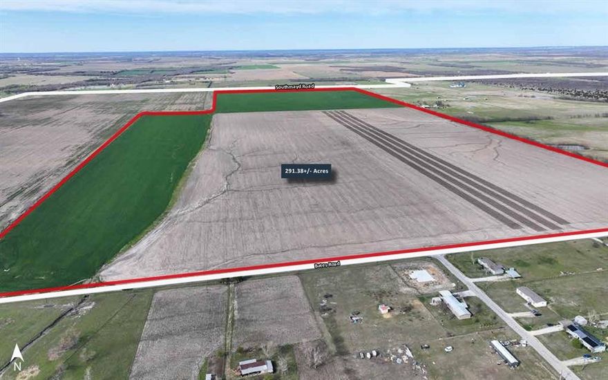 Vanguard Real Estate Advisors has been exclusively retained by Ownership to offer the opportunity to purchase 291.38 acres located along Bates Road and Southmayd Road near Collinsville, TX in Grayson County. The Site is situated centrally between US-377 (4.5 miles west) and the future Grayson County Tollway (3 miles east), both being major north–south thoroughfares in North Texas which provide convenient access to the Dallas-Fort Worth metroplex. This Site presents an exceptional opportunity to acquire well-located land with strong long-term development potential