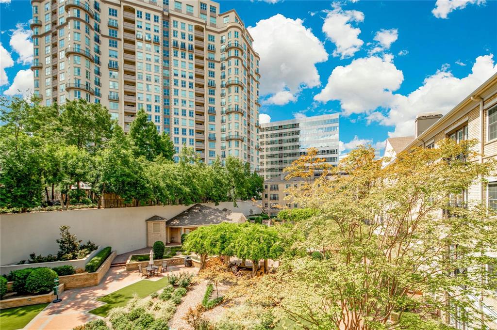 Wyndemere Condo - Residential Lease