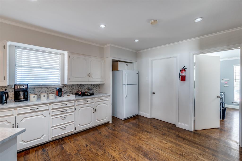 Overlands Add - Commercial Lease