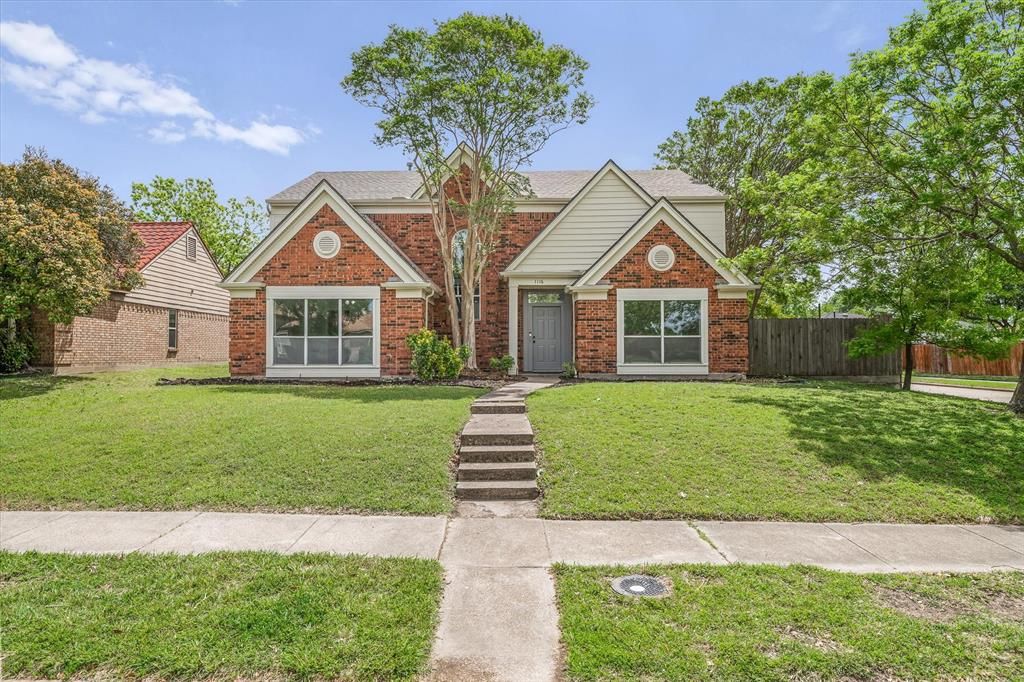 Photo of 1116 Buckeye Drive, Mesquite, TX 75181 (MLS # 21236939)