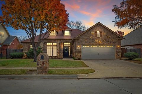 6910 Tradonna Lane North Richland Hills TX 76182