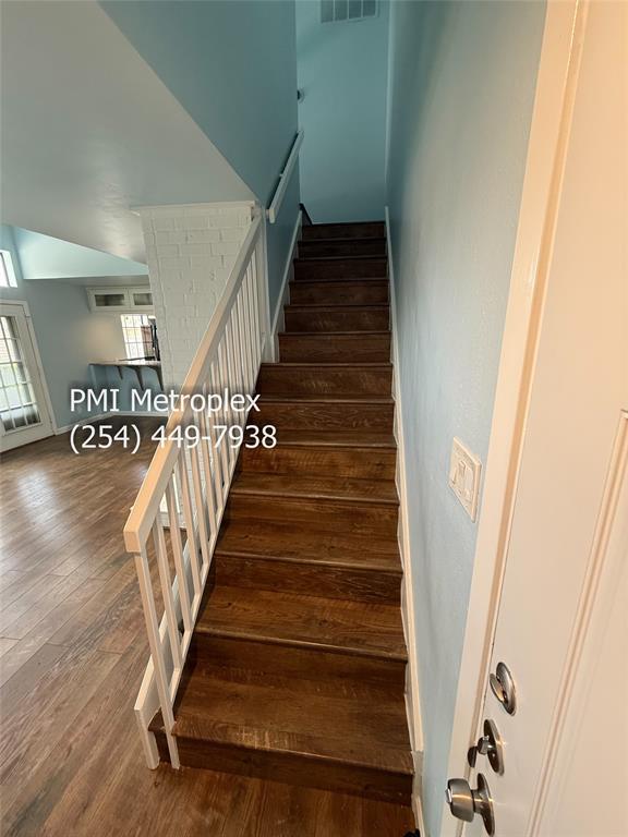 La Buea Vida - Residential Lease