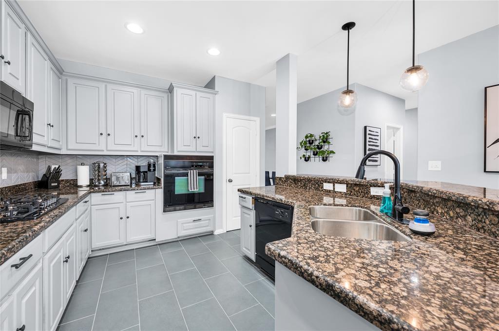 Webster & Woods North Park - Residential Lease