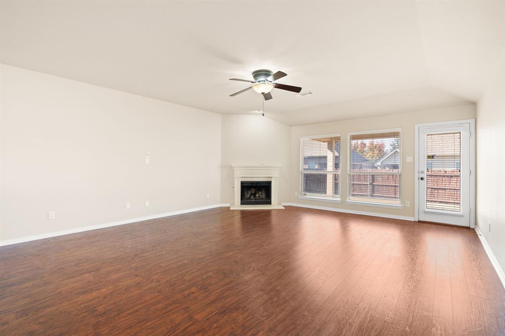 RIDGEVIEW FARMS - Residential Lease