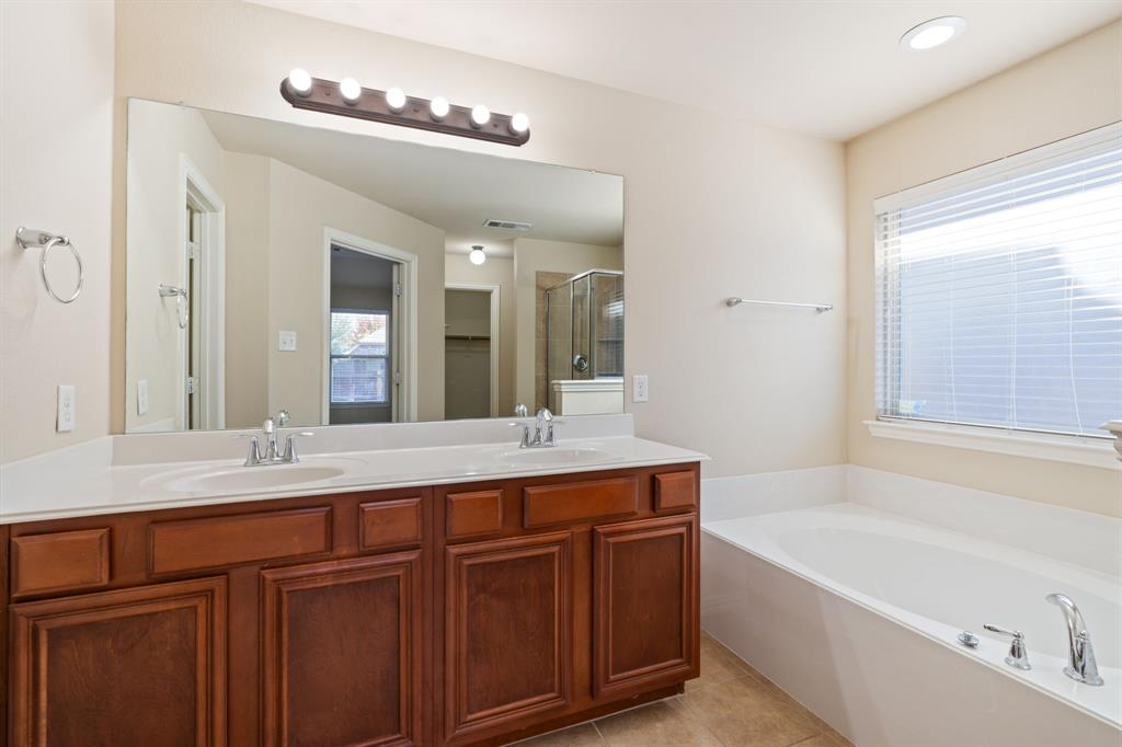 RIDGEVIEW FARMS - Residential Lease