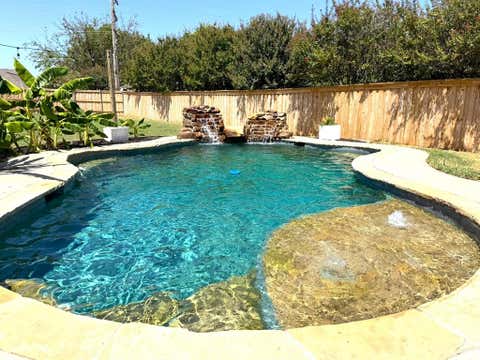 Photo of 1621 Winter Park Lane, Lewisville, TX 75077 (MLS # 21367439)