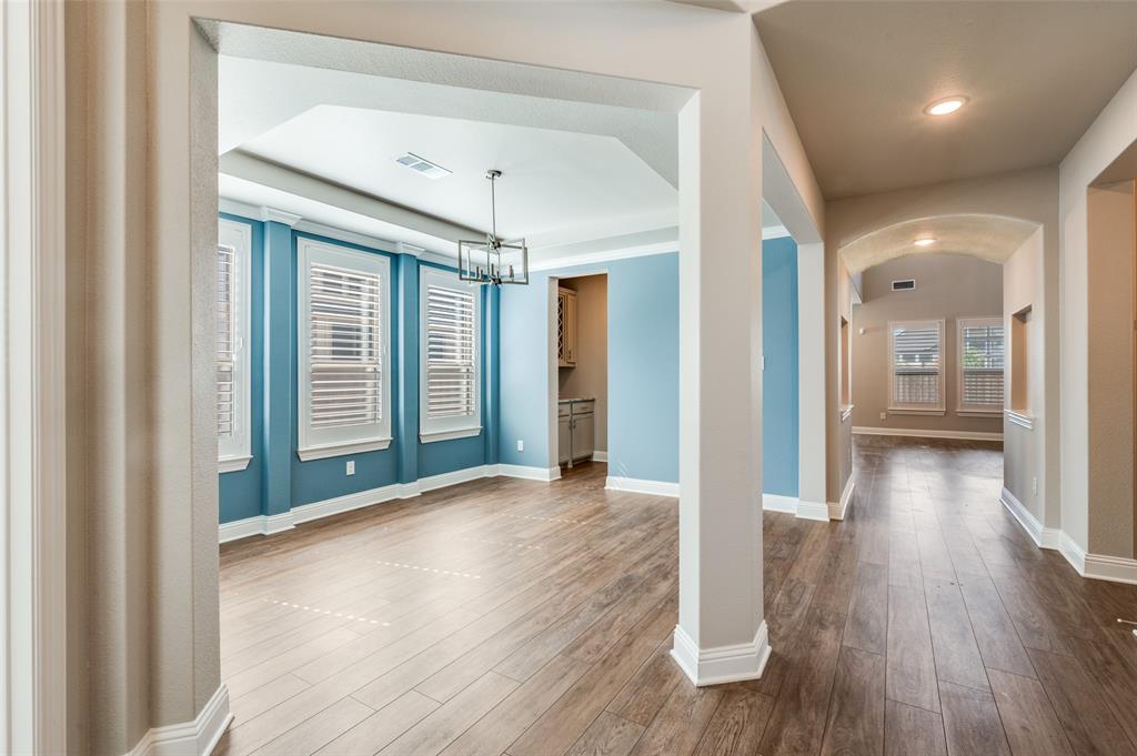 2203 Horizon Drive