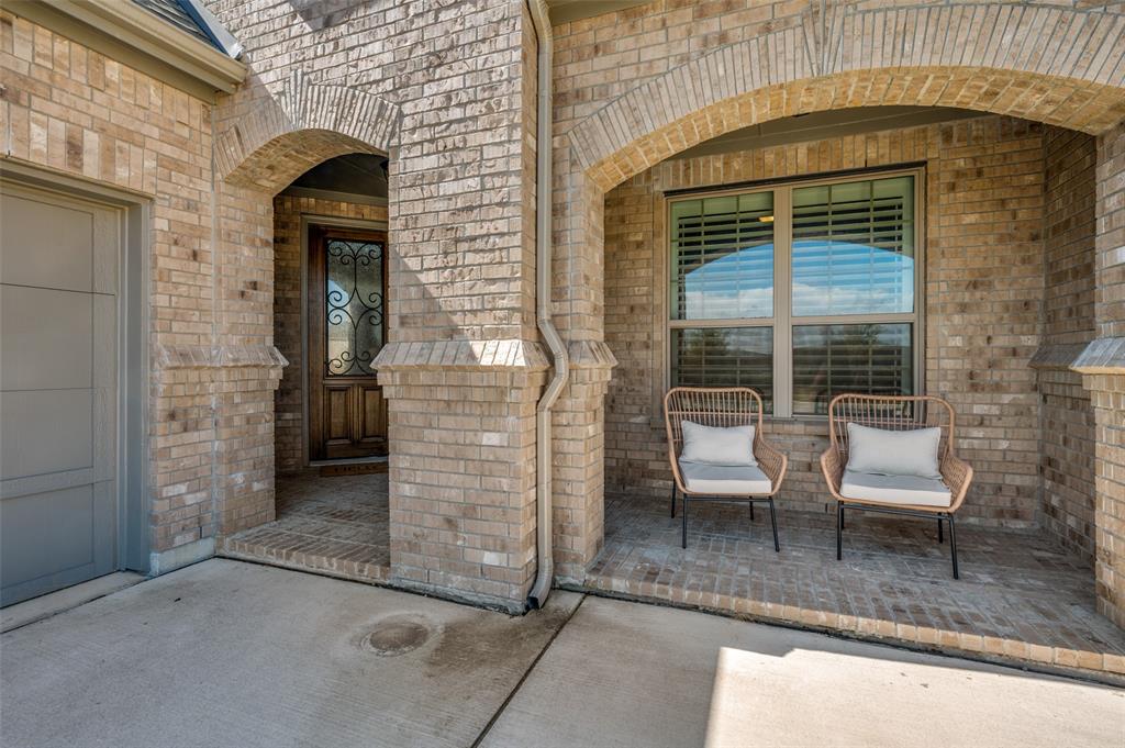 2203 Horizon Drive