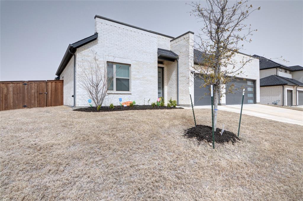 1632 Fallingwater Trail