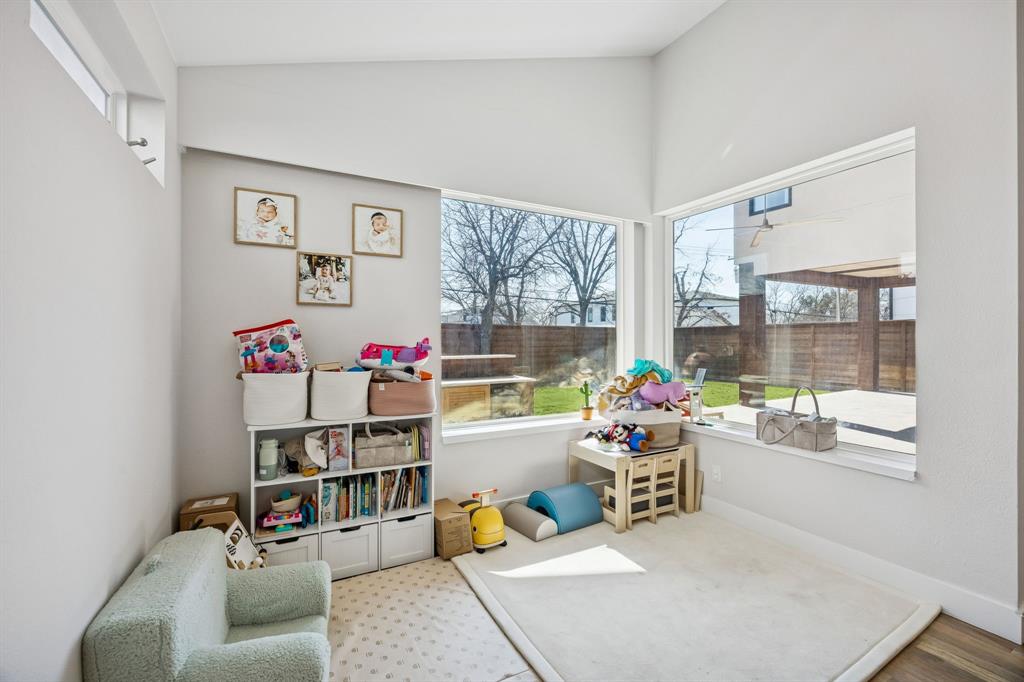 Ridgecrest Village - Residential