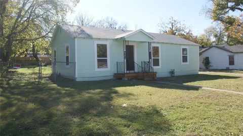 A home in White Settlement