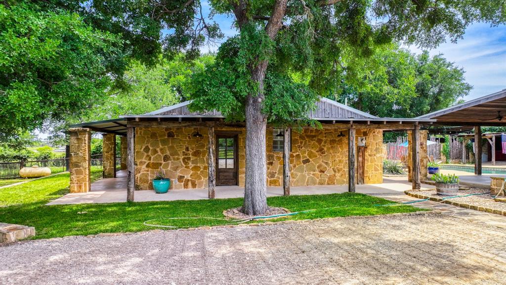 1060 Young Bend Road