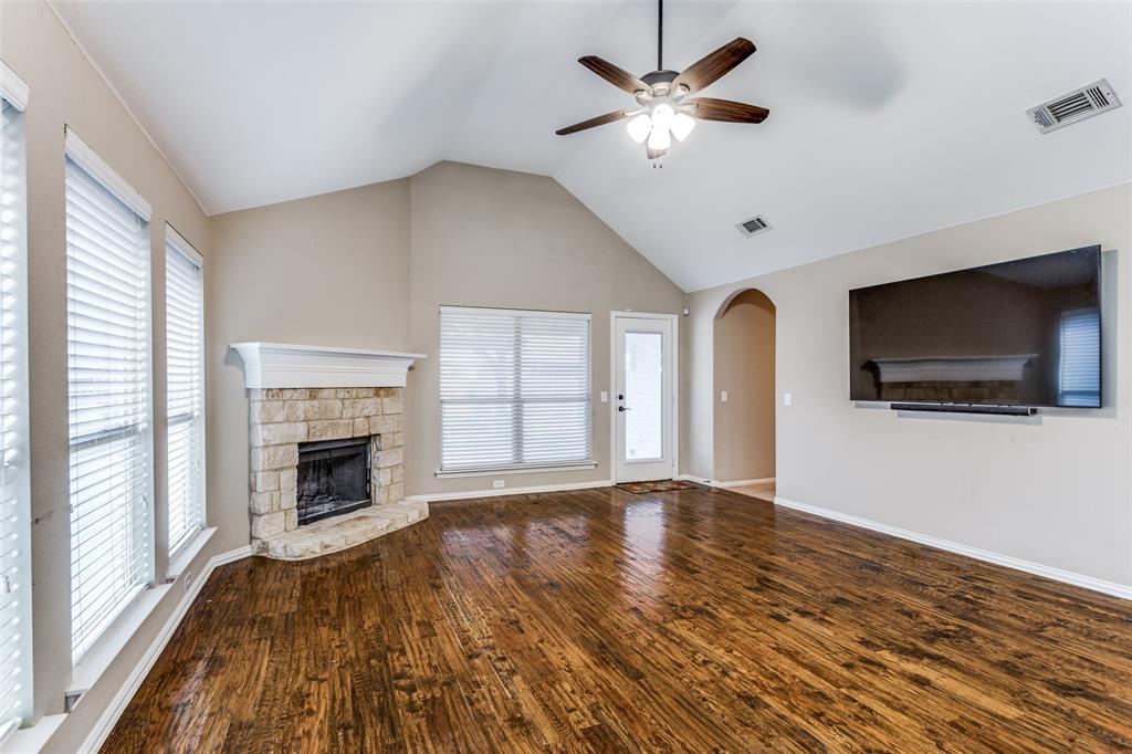 4303 Poppy Drive