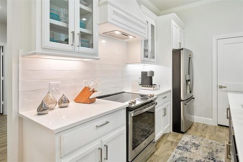 Tiny photo for 245 Colonial Drive, Mabank, TX 75156 (MLS # 21102788)