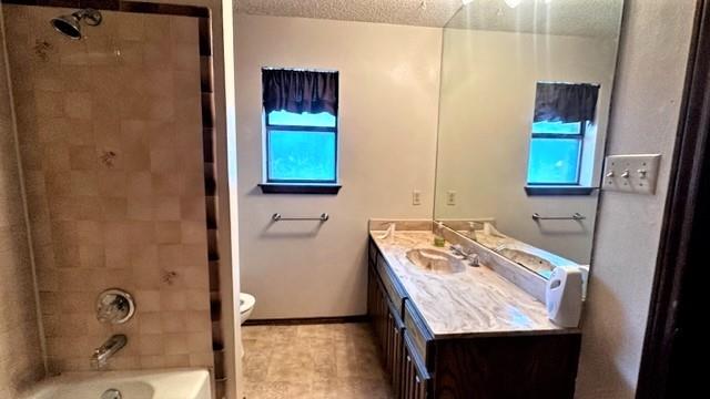 Mc Kamy Oaks Add - Residential Lease