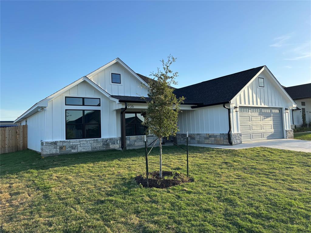 9936 Bridlewood Lane