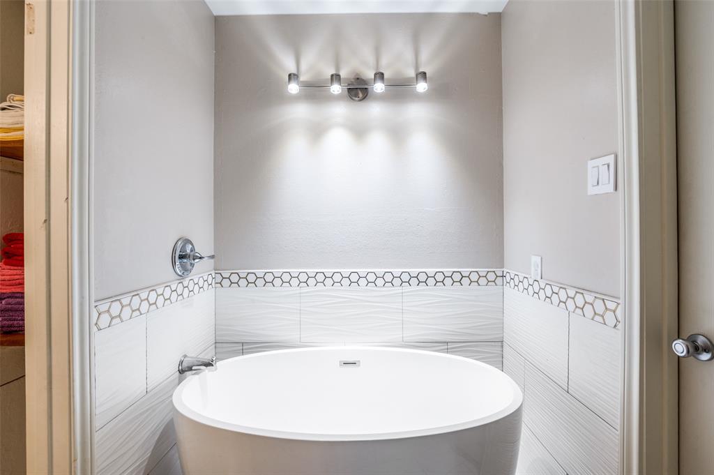 Preston Racquet Club Condo - Residential