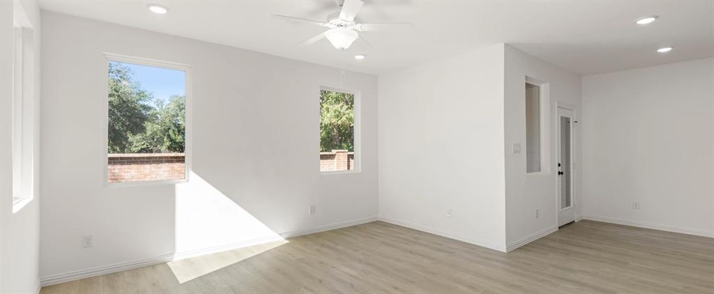 Sereno Oaks at Buckner Terrace - Residential