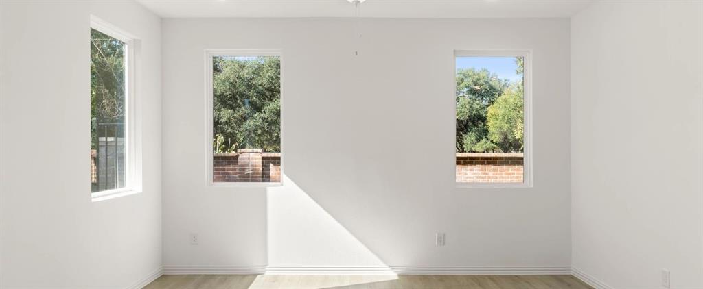 Sereno Oaks at Buckner Terrace - Residential