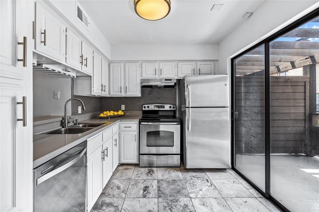 University Crossroads 01 & 02 - Residential