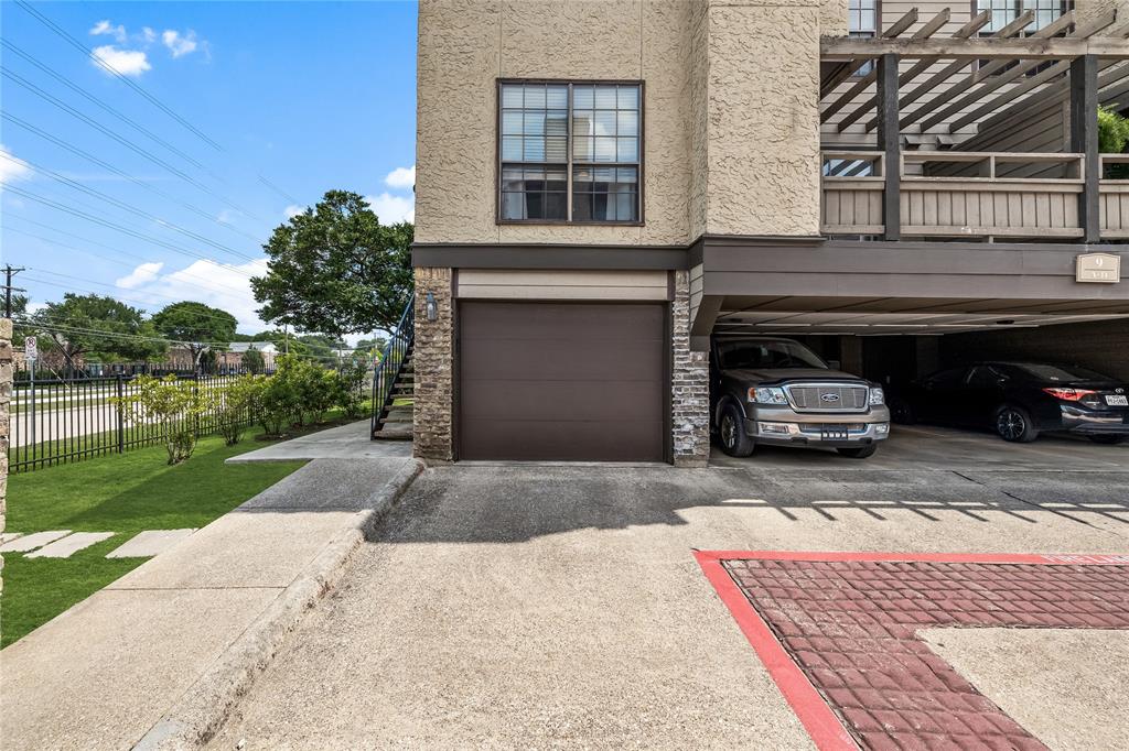 University Crossroads 01 & 02 - Residential