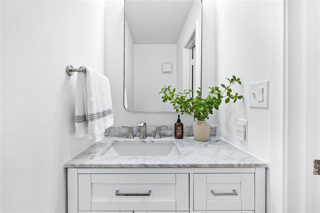 University Crossroads 01 & 02 - Residential