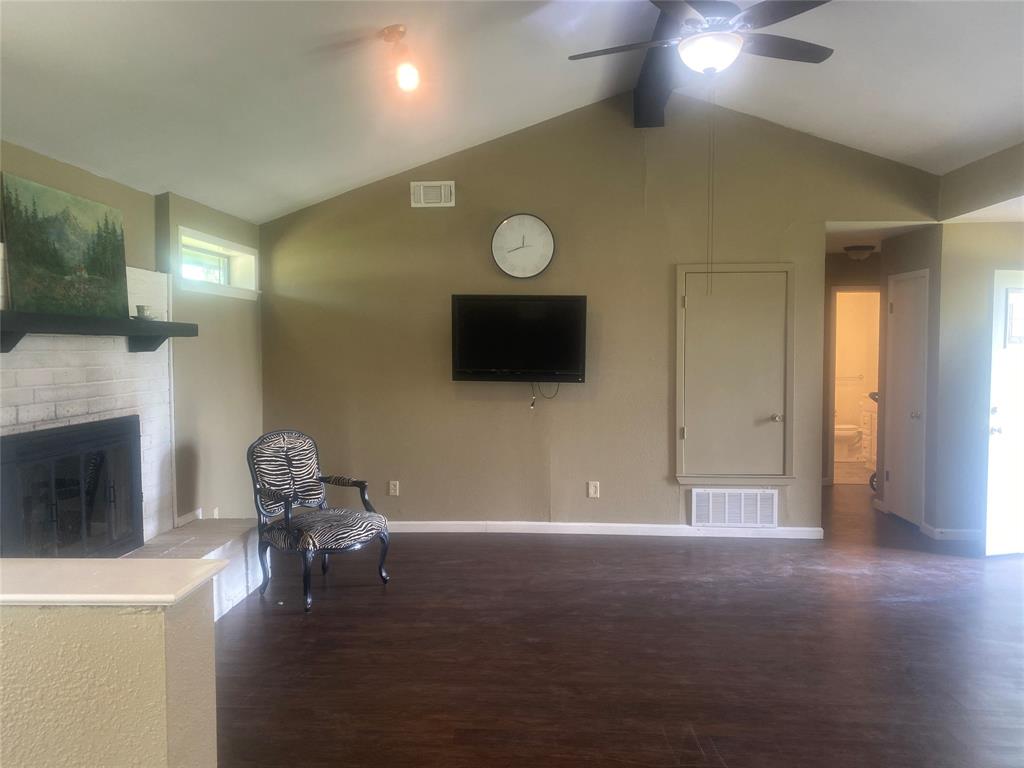 Simmons Shores - Residential Lease