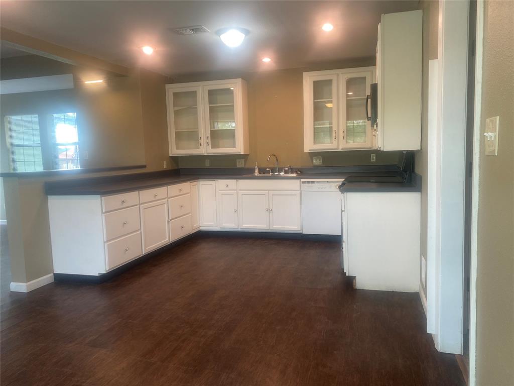 Simmons Shores - Residential Lease