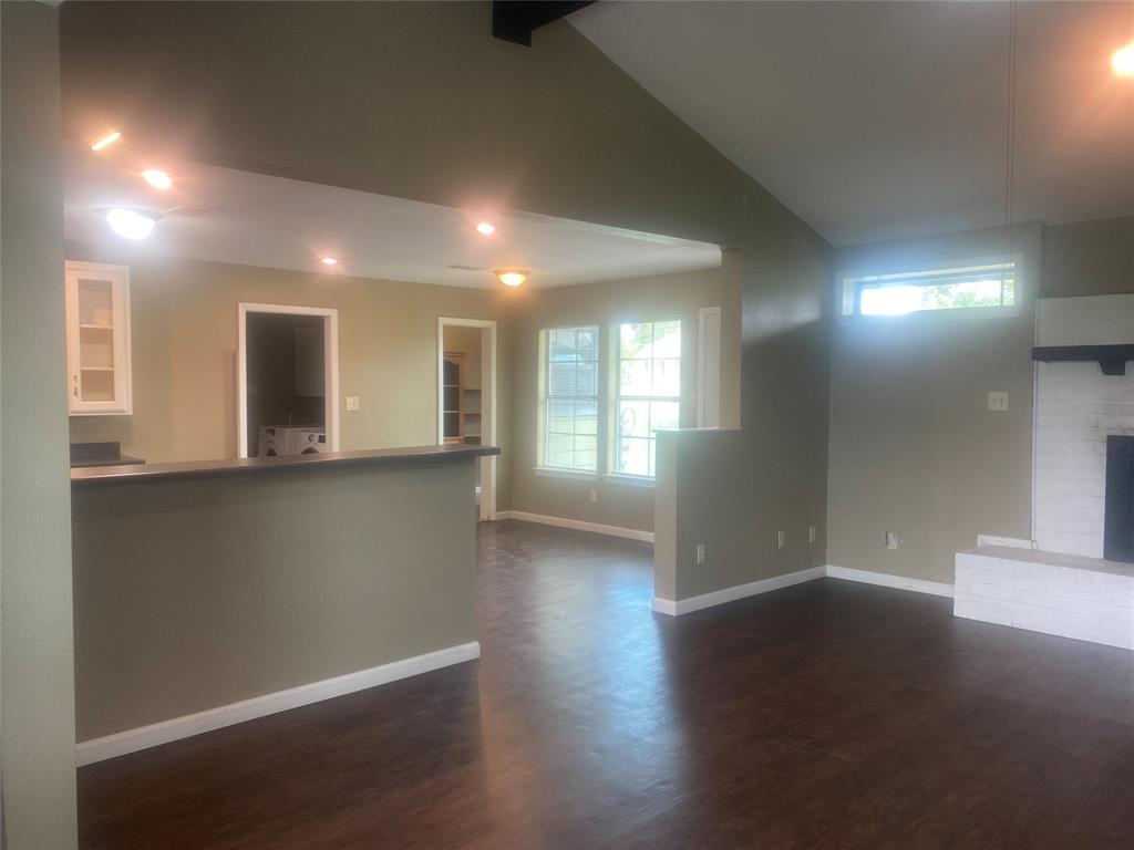 Simmons Shores - Residential Lease