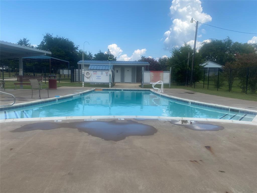 Simmons Shores - Residential Lease