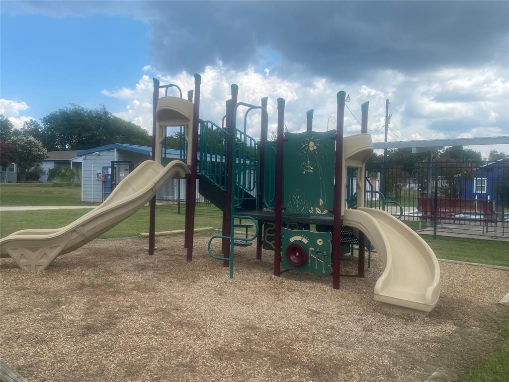 Simmons Shores - Residential Lease