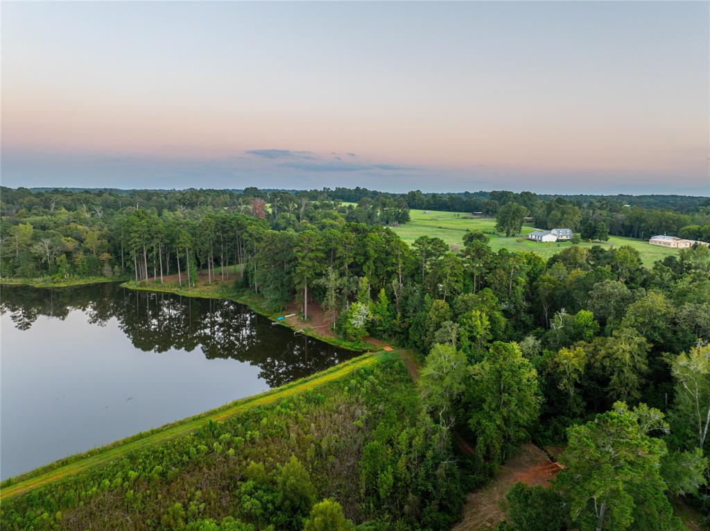 669 Anderson County Road 1209