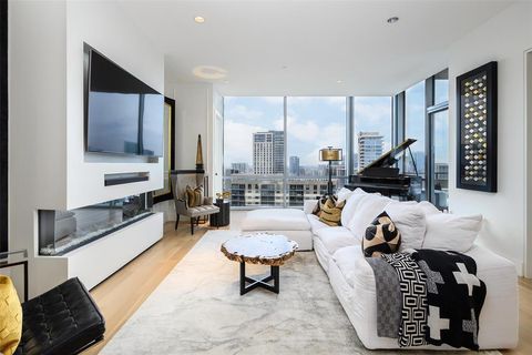 2200 Victory Avenue 2401 Dallas TX 75219