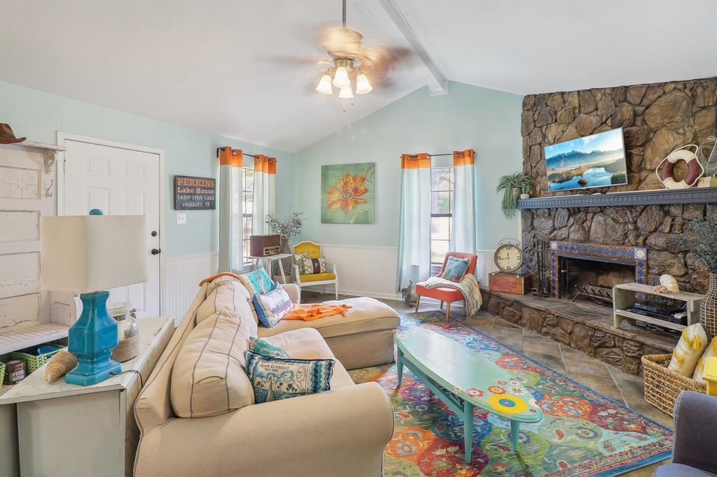 176 Bayside Circle