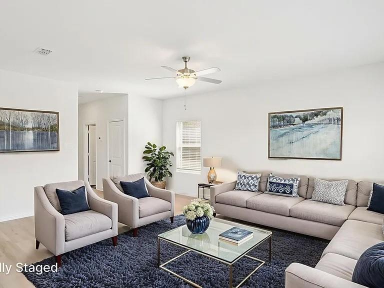 413 Willet Dr.