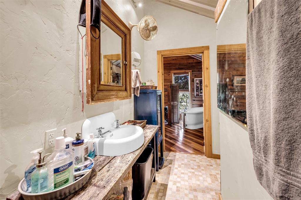 Lone Star Estates - Residential