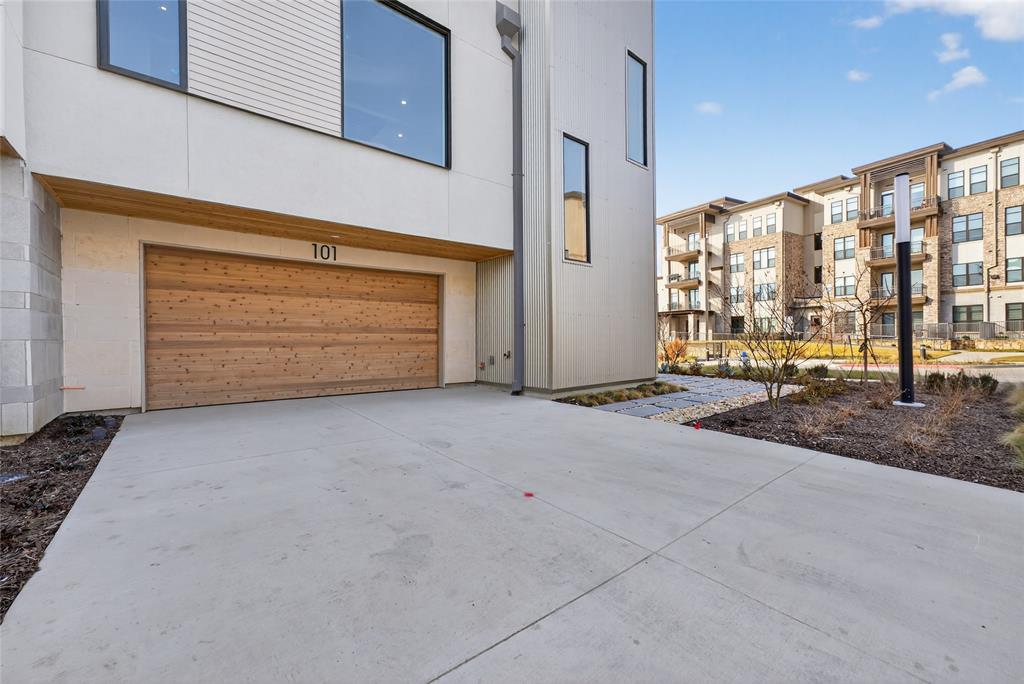 1111 Raiford Road 105