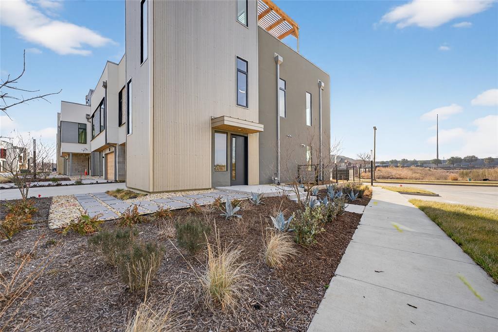 1111 Raiford Road 105