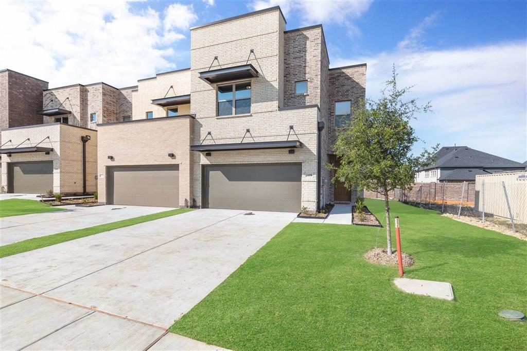 Montgomery Ridge Ph III - Residential Lease