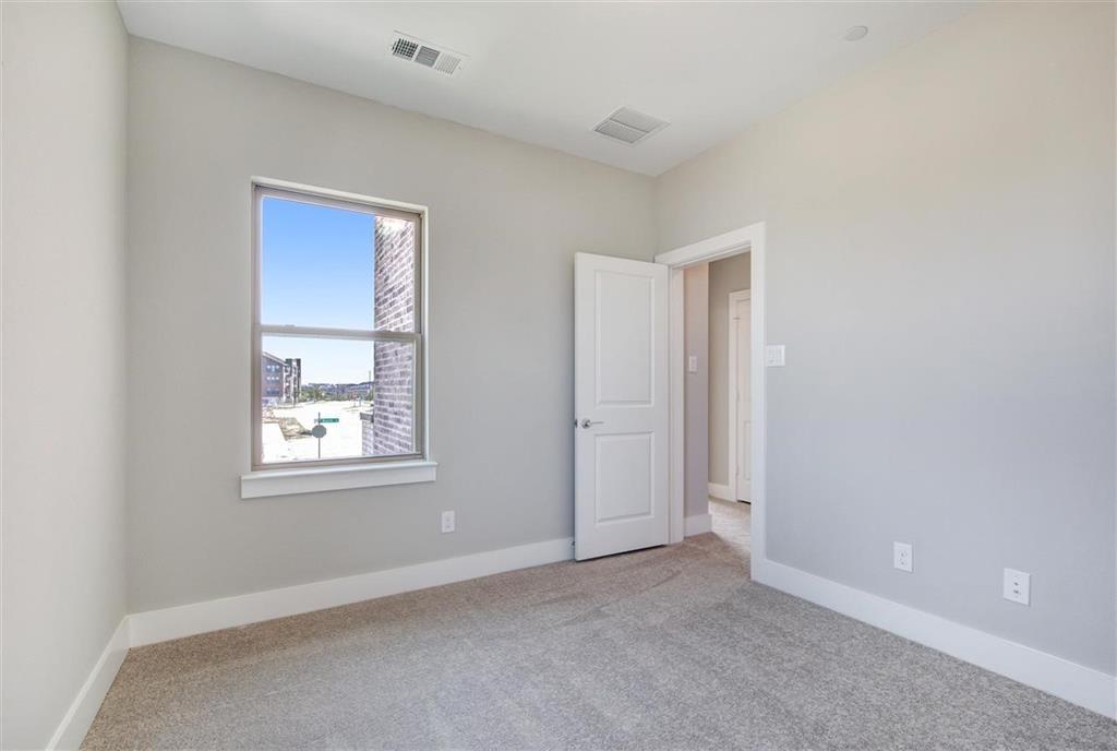 Montgomery Ridge Ph III - Residential Lease