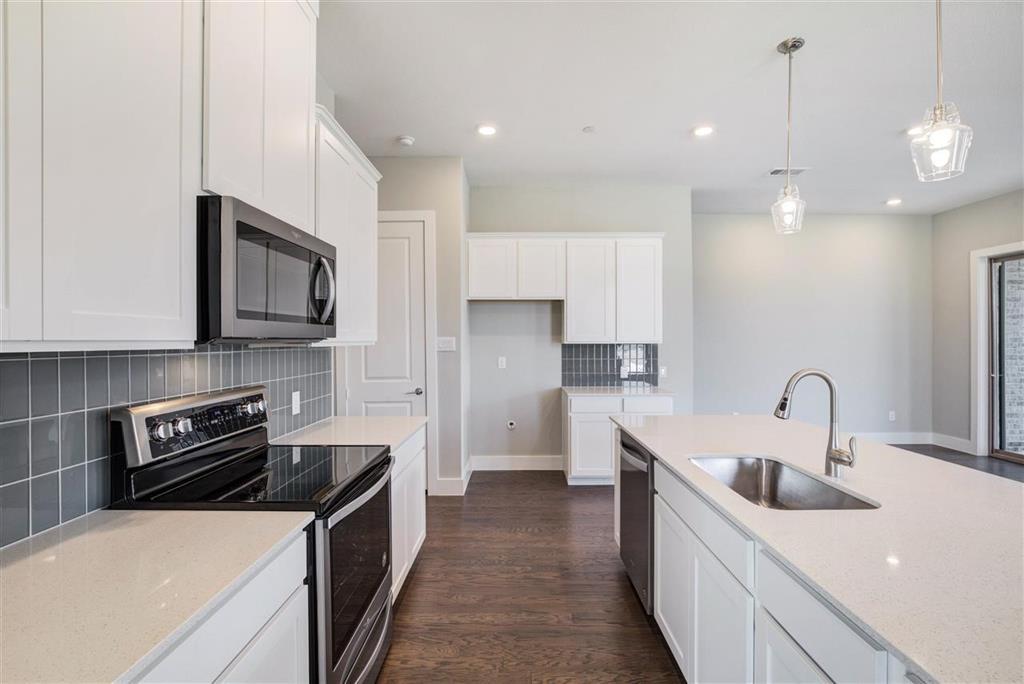 Montgomery Ridge Ph III - Residential Lease