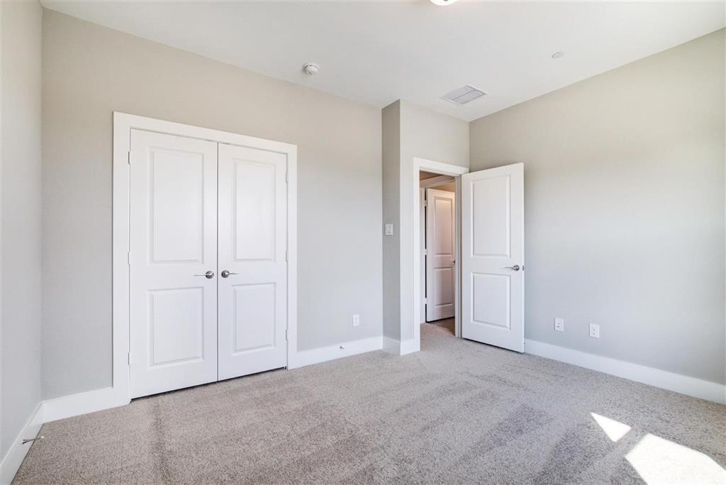 Montgomery Ridge Ph III - Residential Lease