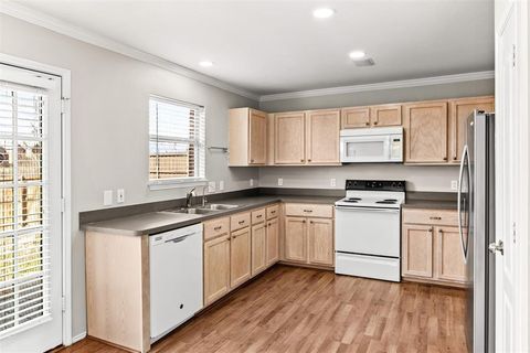 Tiny photo for 2039 Diamond Ridge Drive, Carrollton, TX 75010 (MLS # 21186183)