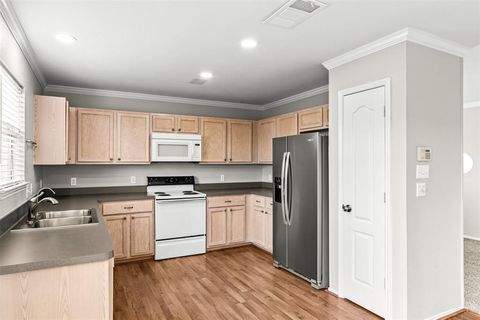 Tiny photo for 2039 Diamond Ridge Drive, Carrollton, TX 75010 (MLS # 21186183)