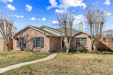 Tiny photo for 2039 Diamond Ridge Drive, Carrollton, TX 75010 (MLS # 21186183)