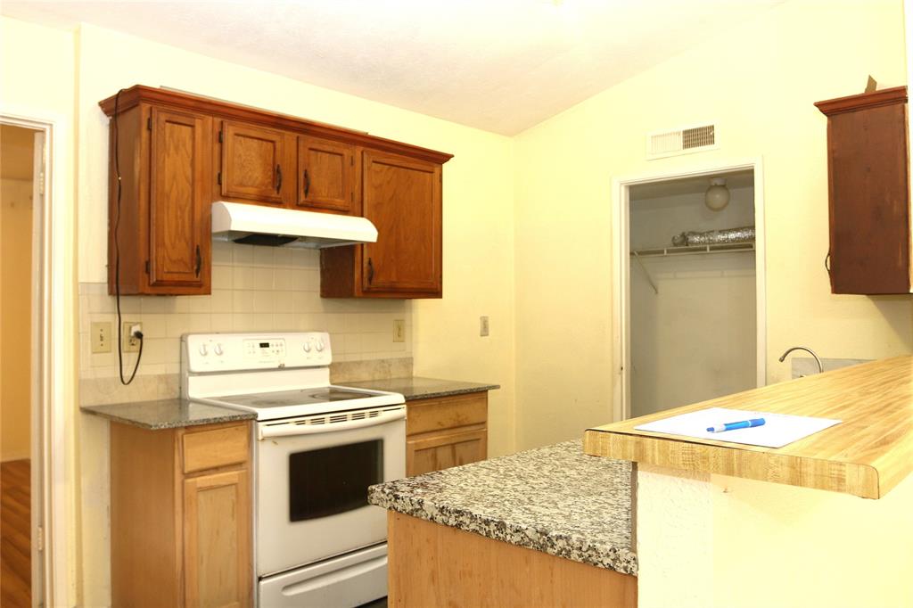 2443 Limestone Drive