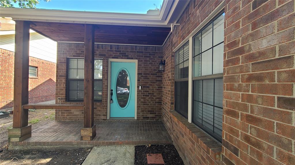 4020 Hearthstone Drive