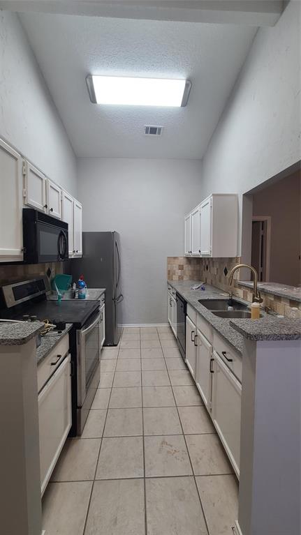 4020 Hearthstone Drive